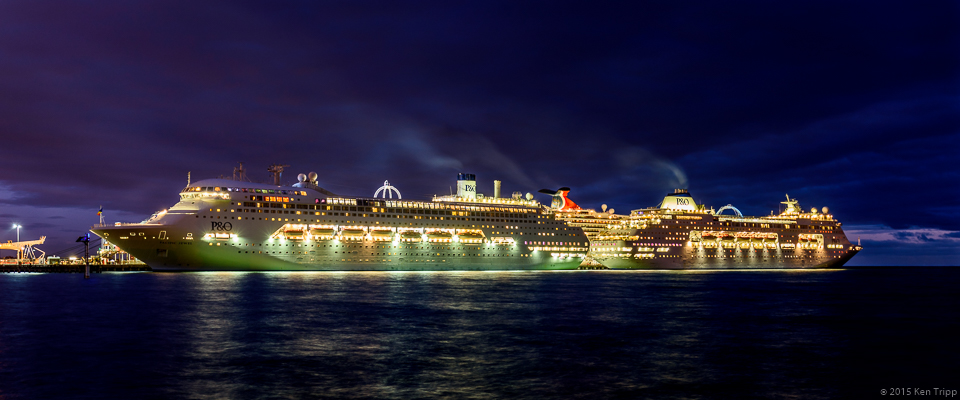 Pacific Pearl, Pacific Jewel and The Carnival Spirit at Station Pier